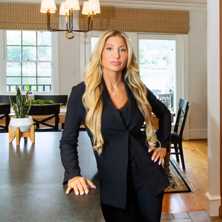 Curator of the Luxe Life